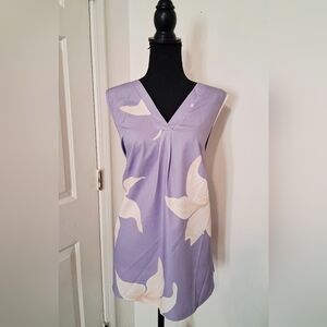 Lavender Sleeveless Top with Floral Design